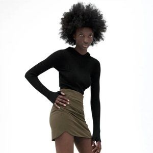 NWOT ZARA THUMB DETAIL KNIT SWEATER BLACK S